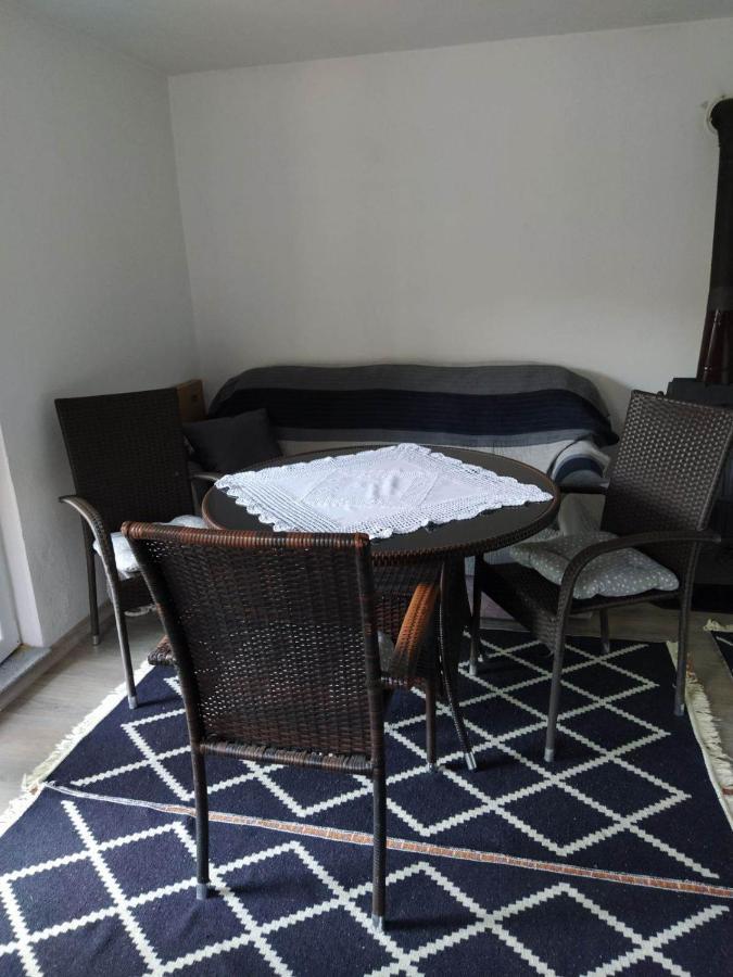 Guest House Bee Visoko Exterior foto